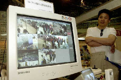 公共安全產(chǎn)品長(zhǎng)春展銷(xiāo) 高科技產(chǎn)品紛紛亮相(多圖)